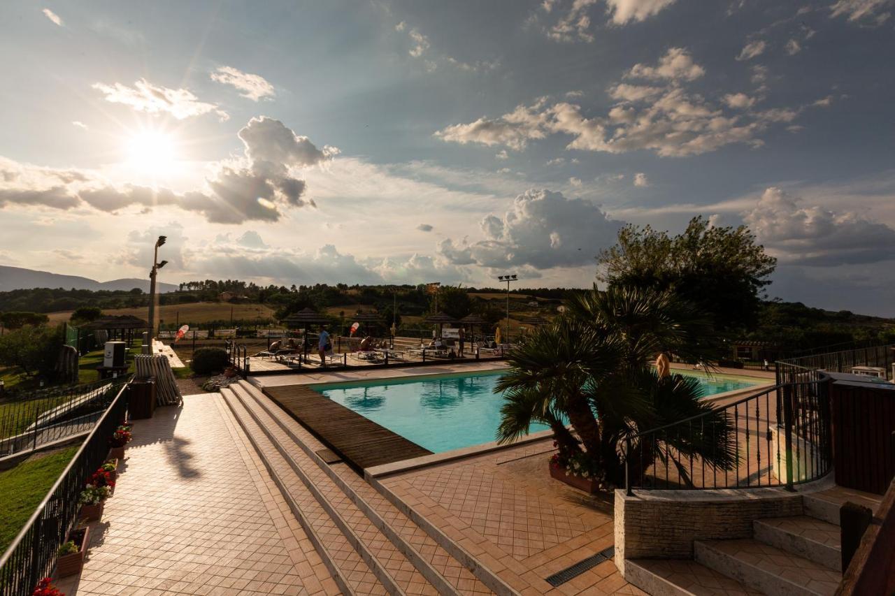Agriturismo Agrileisuretime Spoleto Bagian luar foto